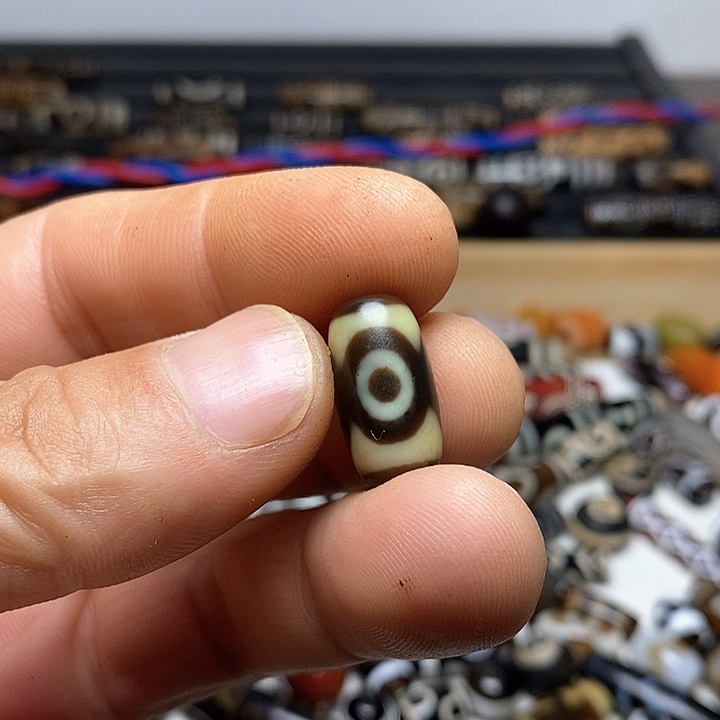 玛瑙/玉髓颈饰未镶嵌100