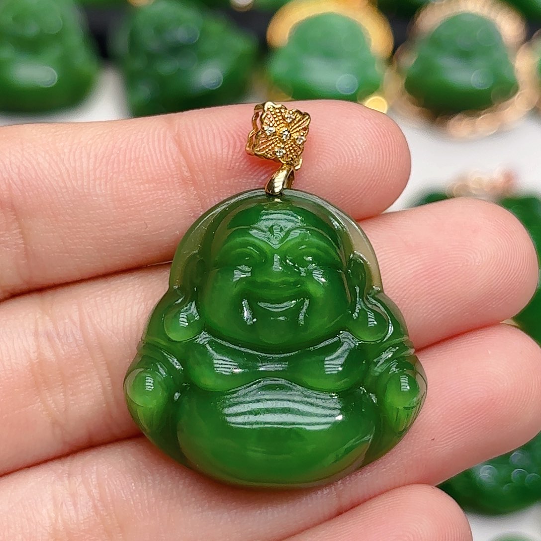 和田玉（碧玉）颈饰18K金镶嵌