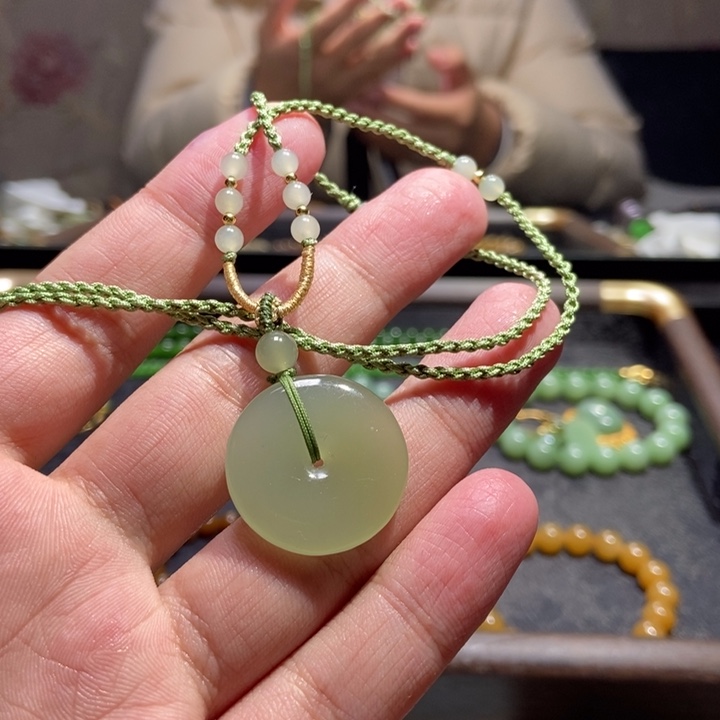 静***待和田玉未镶嵌吊坠(不含链)