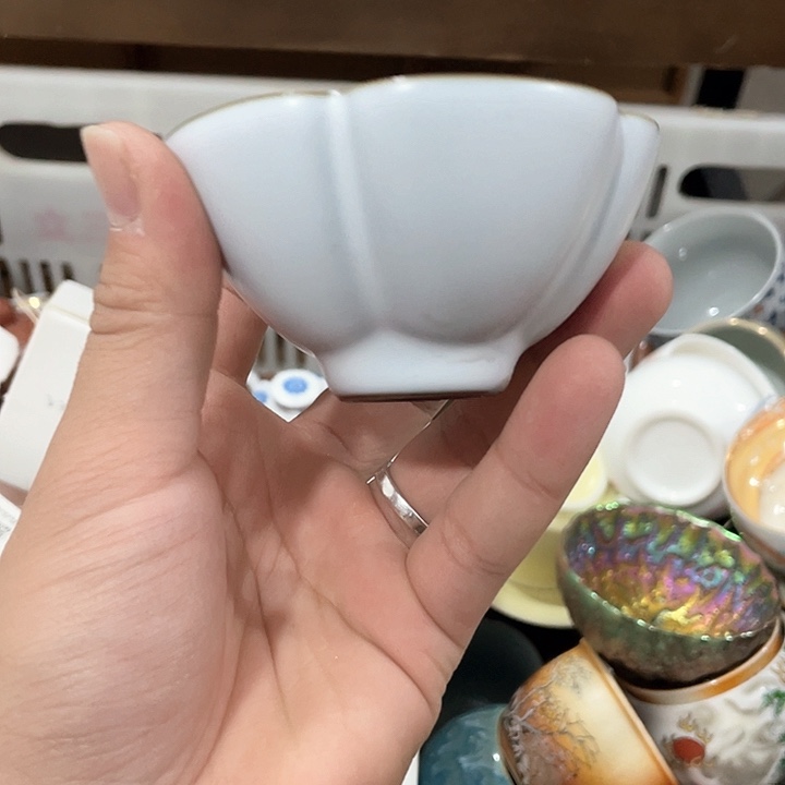 陶瓷茶具全部清清完回家过年