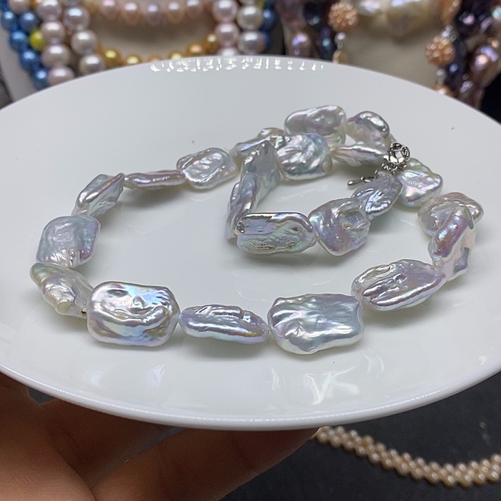 未镶嵌颈饰淡水珍珠