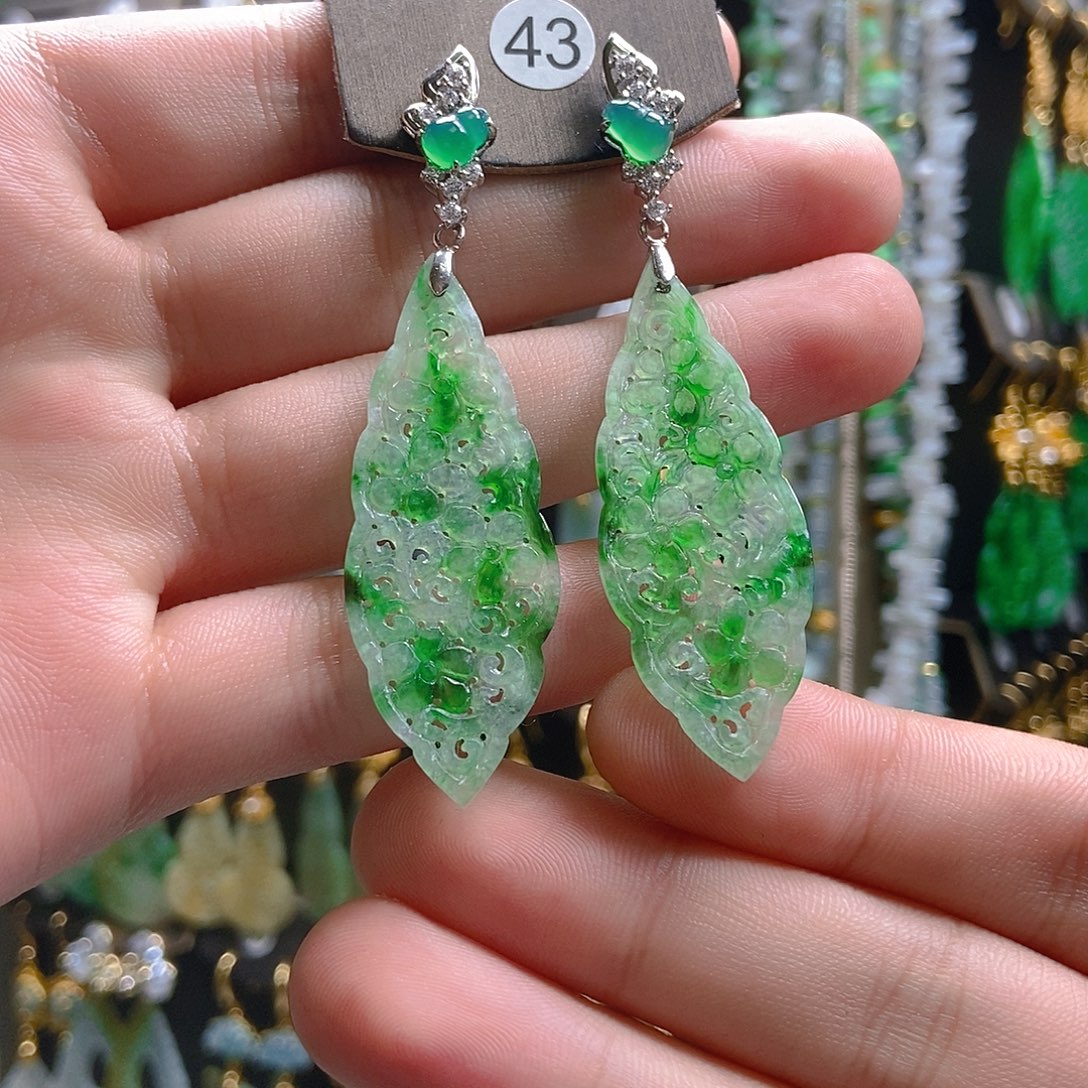 翡翠未镶嵌耳饰翡翠