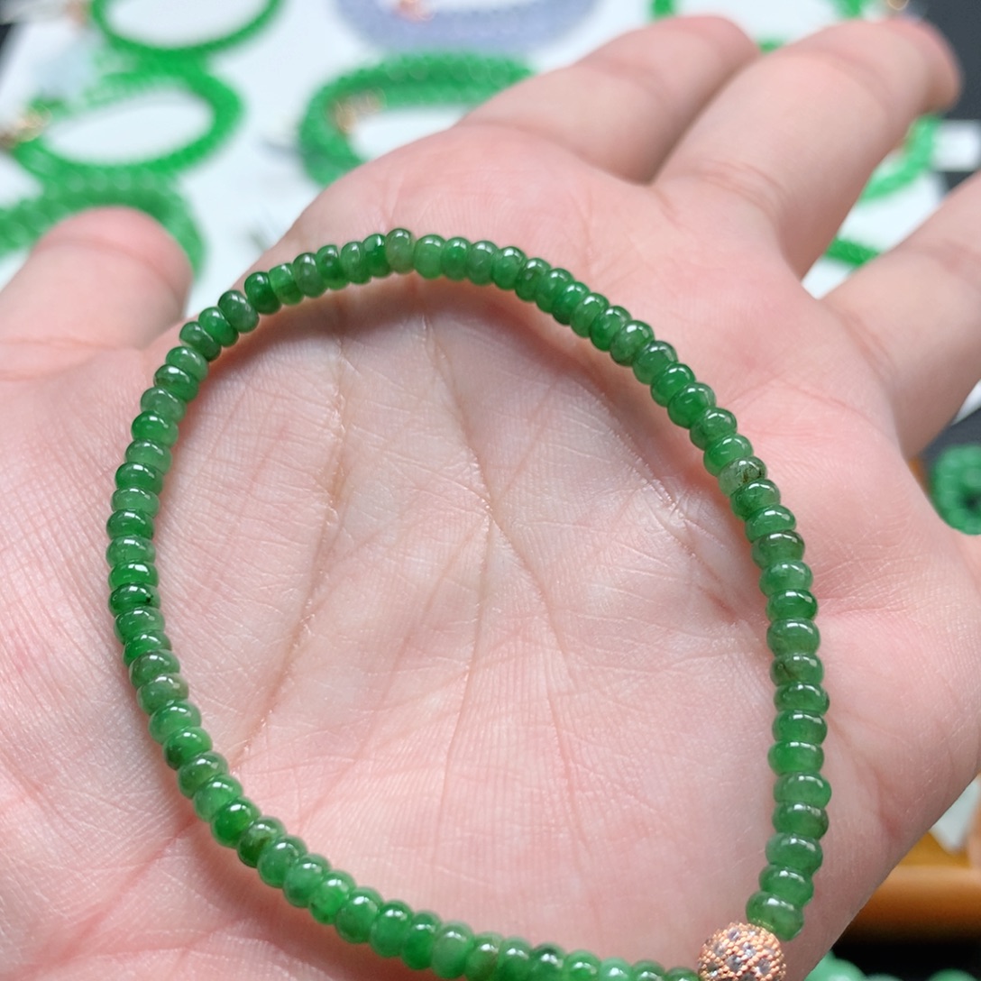 翡翠未镶嵌手链翡翠