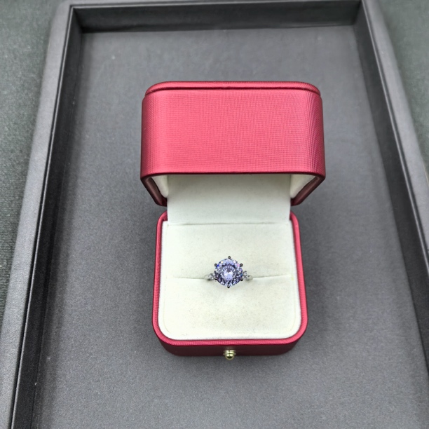   【经典永恒  光芒四射】 戒指 GDJ9909