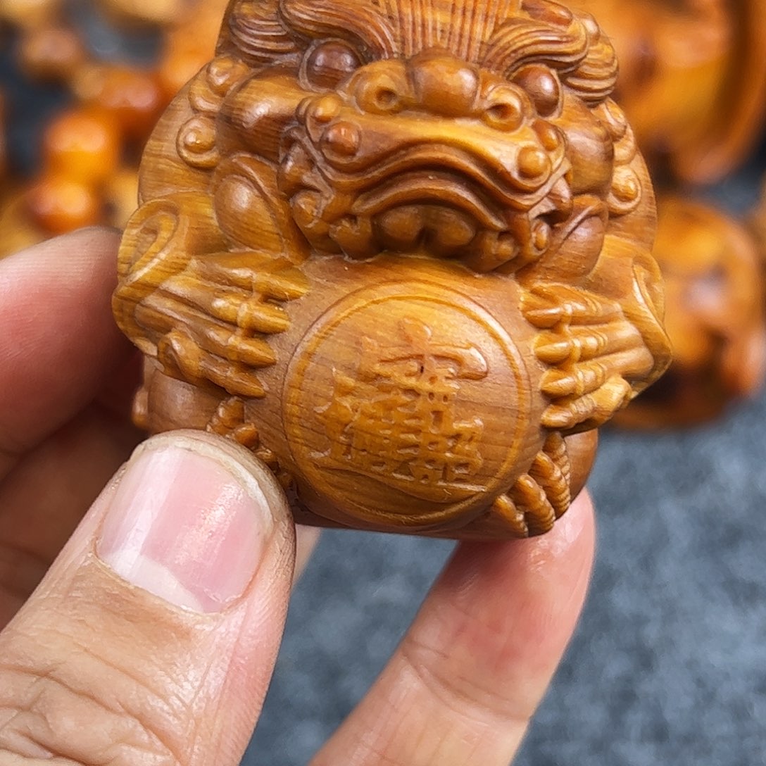 柏木太行崖柏手把件