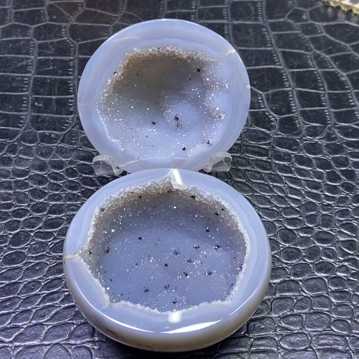 水晶聚宝盆未镶嵌