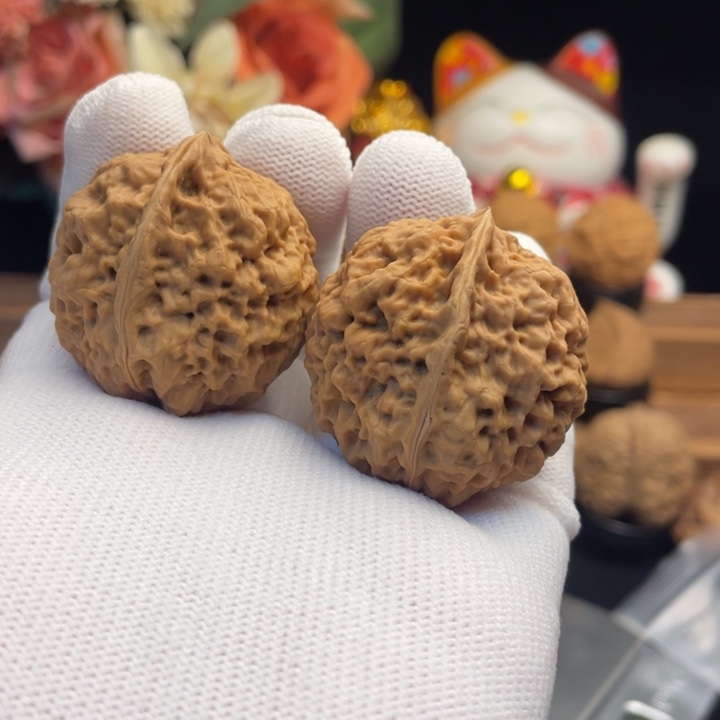 文玩核桃把件云南铁核桃4