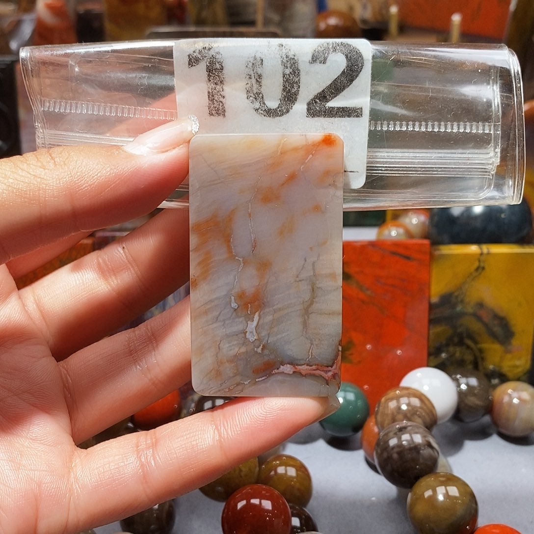 未镶嵌天然北票硅化玉吊坠硅化玉