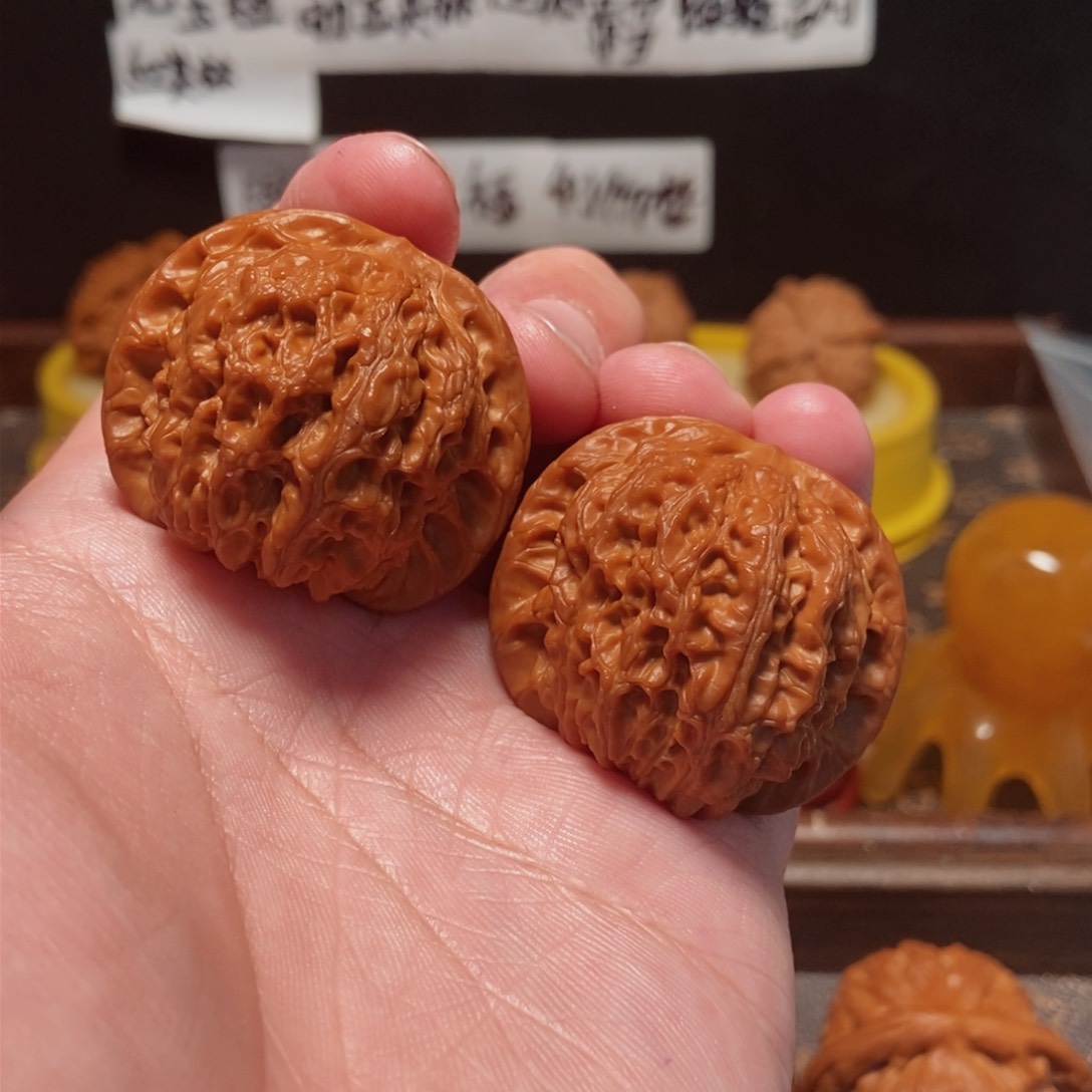 吊坠文玩核桃安*血麒麟