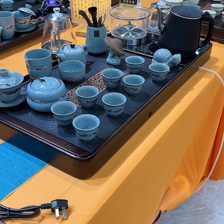 茶盘的形状很漂亮呢嘻嘻不错了