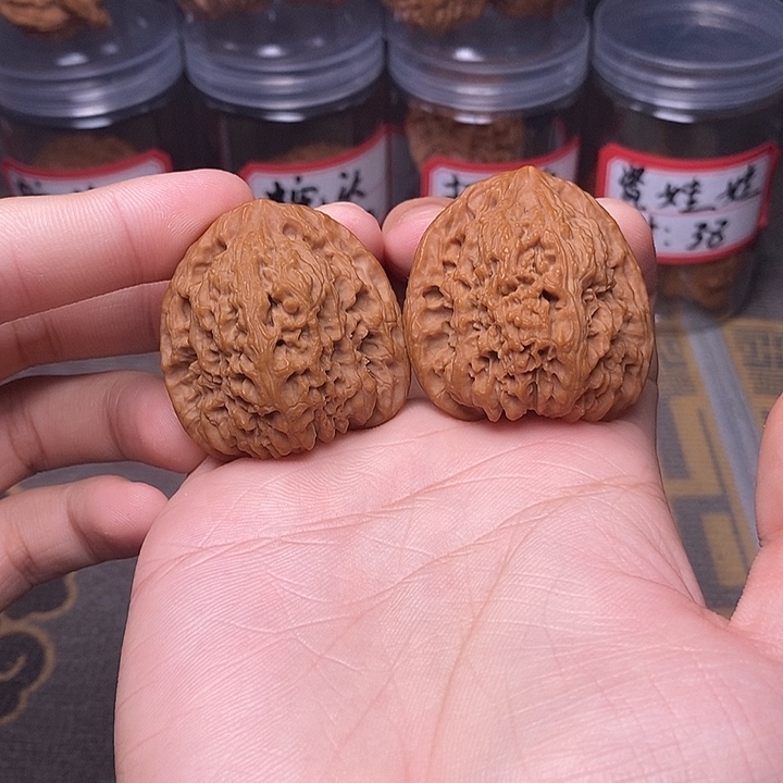 羊***哥文玩核桃南疆石41尺