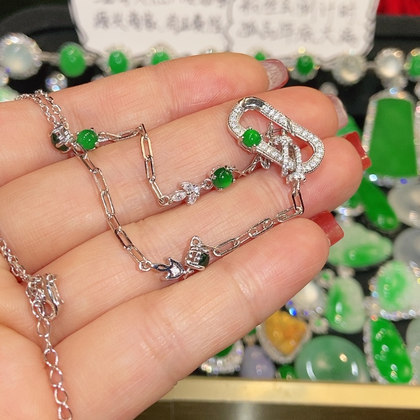 【闪购商品】颈饰未镶嵌翡翠天然翡翠