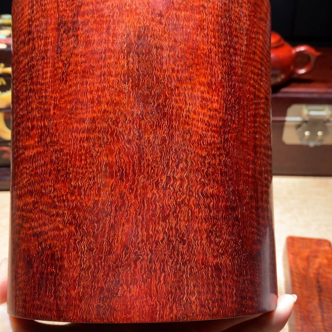 天***9紫檀木类端景台满s文笔筒