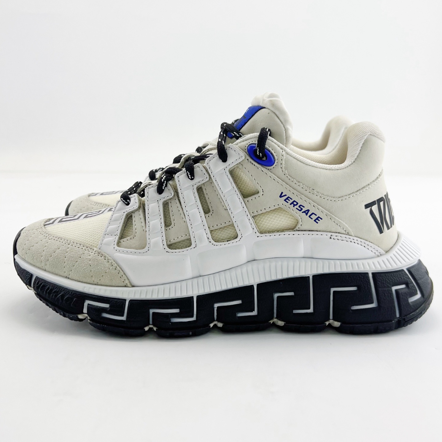 99新 VERSACE/范思哲 38码/米白色系带休闲运动鞋/18304572