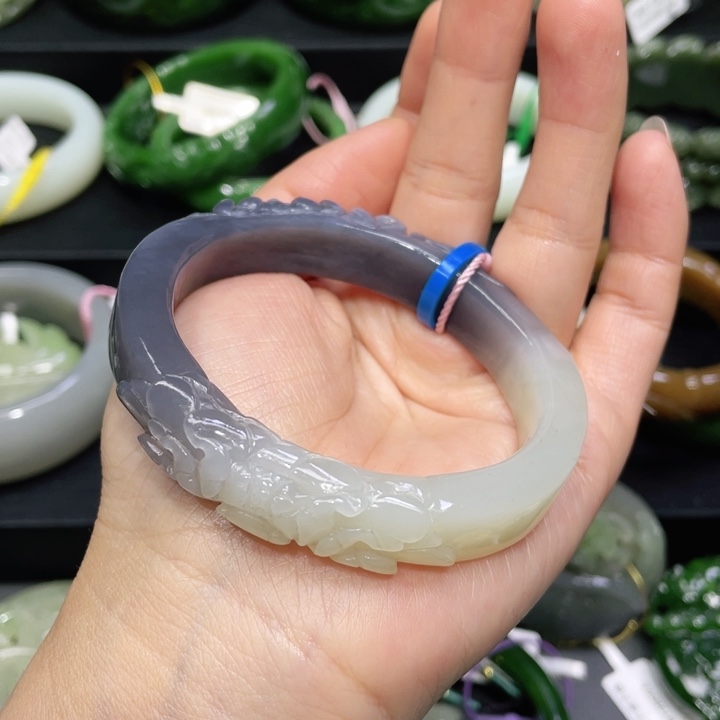 和田玉手镯56+圈口 编号60贵妃镯未镶嵌