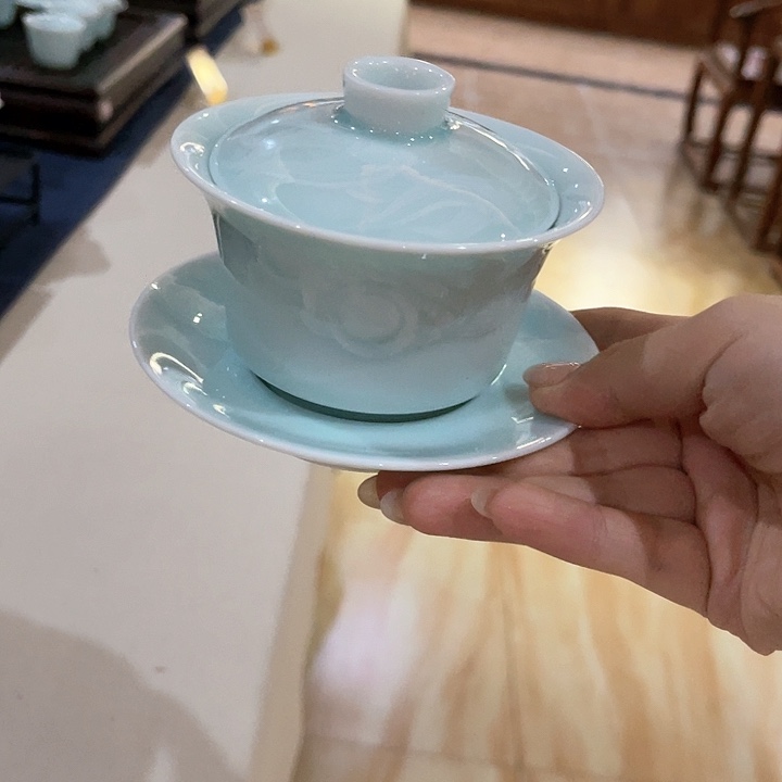 青瓷哈哈哈哈哈哈哈