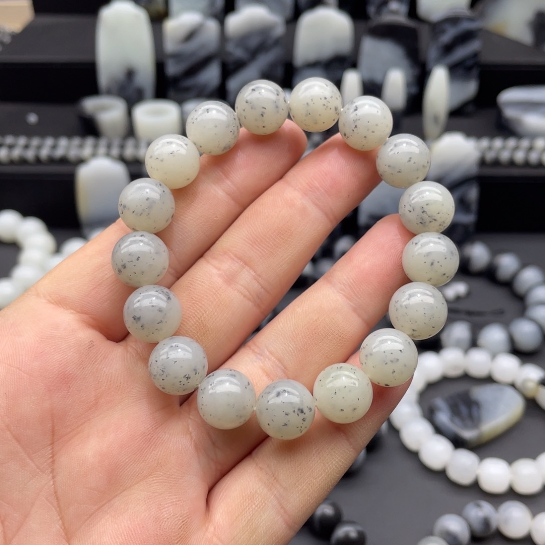 和田玉手串未镶嵌