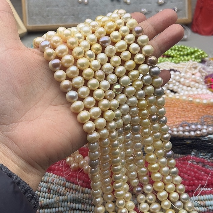 玛瑙/玉髓珠宝半成品未镶嵌一条9mm左右珍珠几颗有瑕