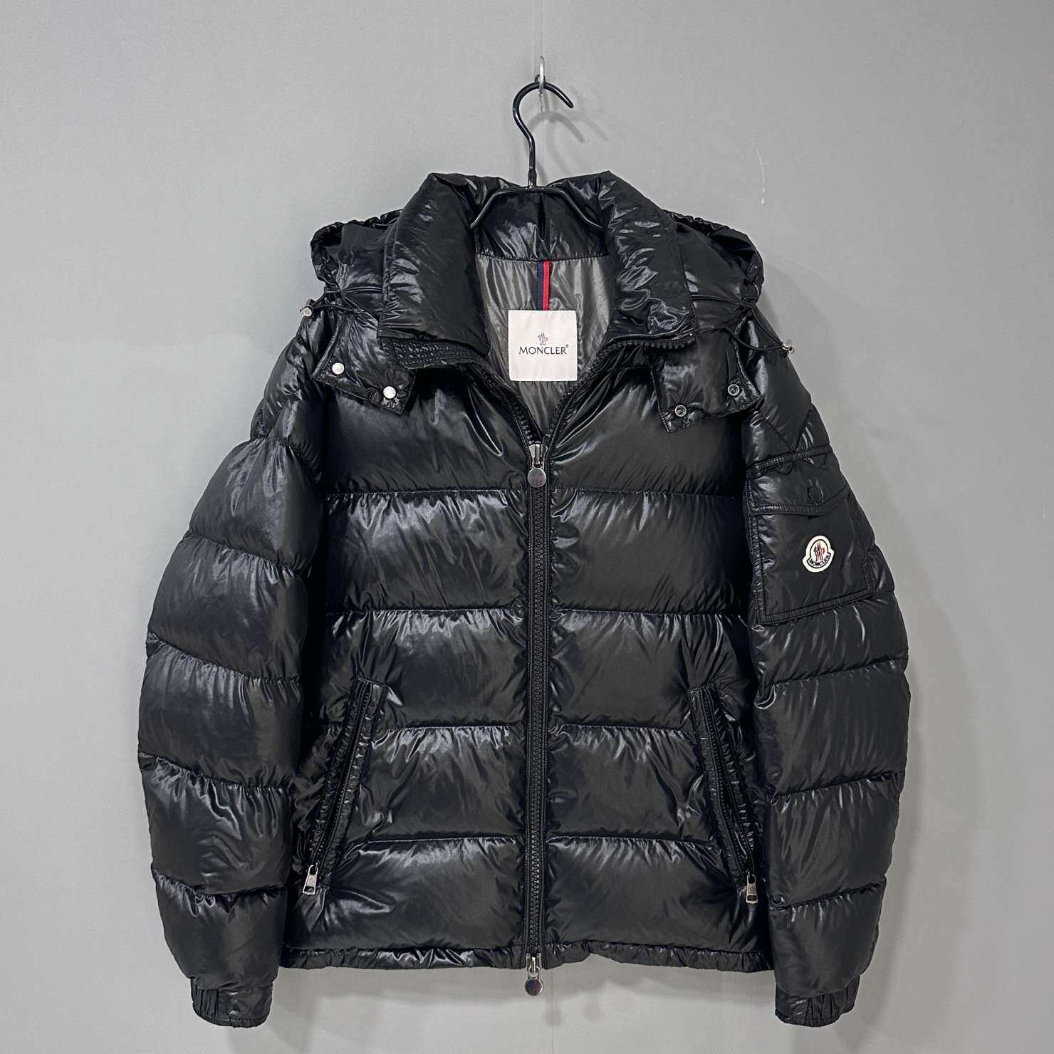 99新 MONCLER maya黑色羽绒服 /3码/51720