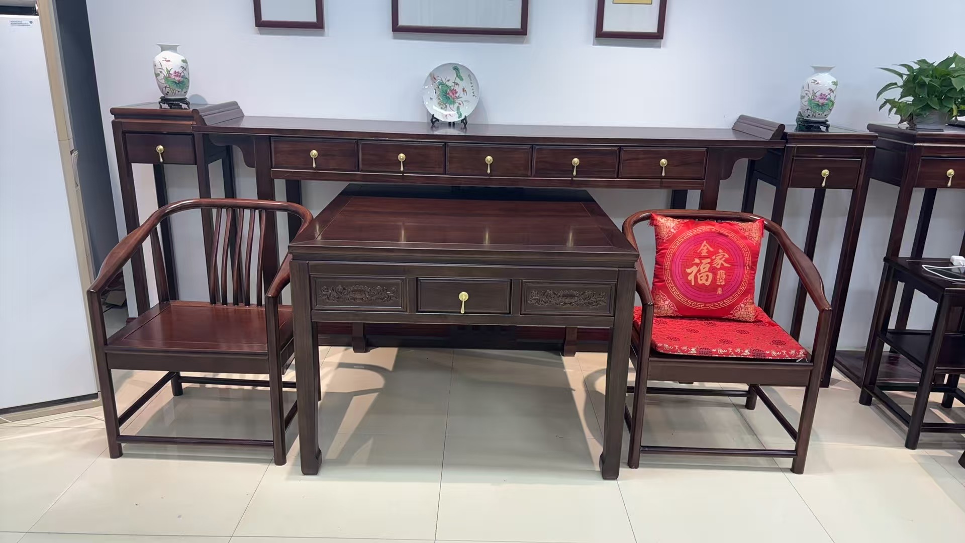 608 新中式乌金实木中堂六件套条案八仙桌花架椅子组合