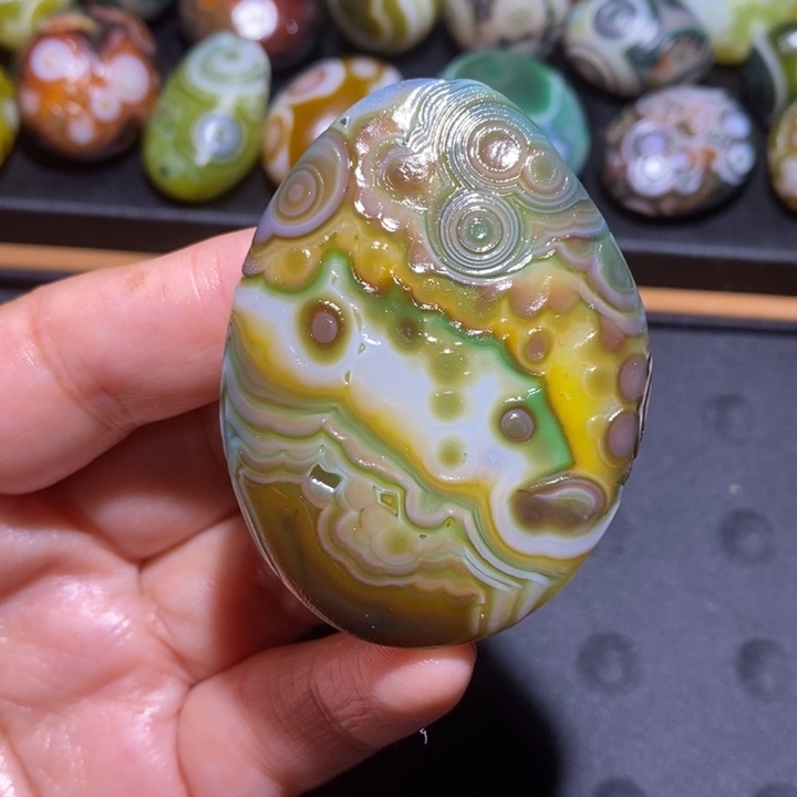 未镶嵌玛瑙/玉髓珠宝半成品38