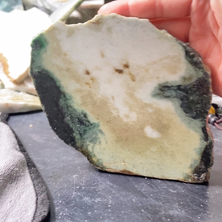 翡翠颈饰未镶嵌天然翡翠