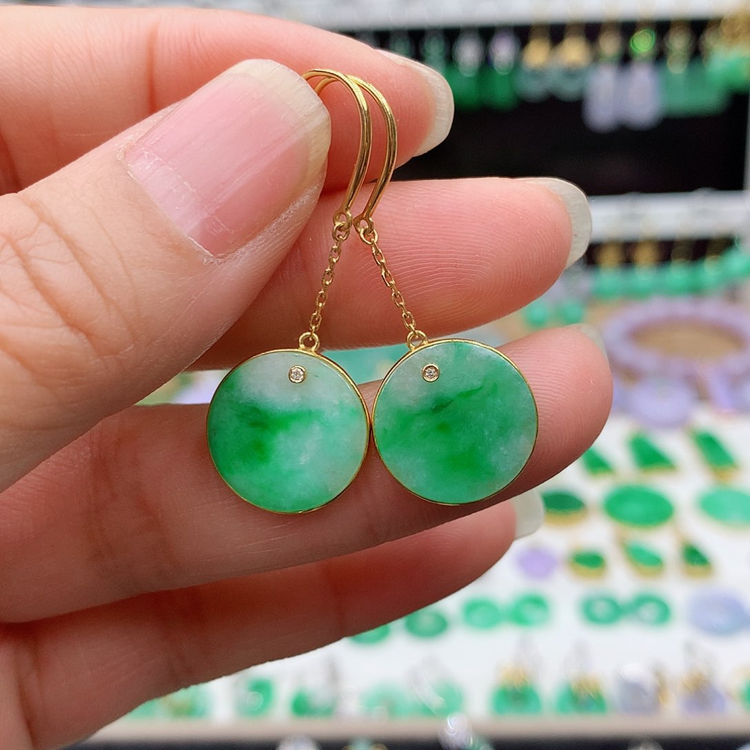 翡翠耳饰18K金镶嵌的