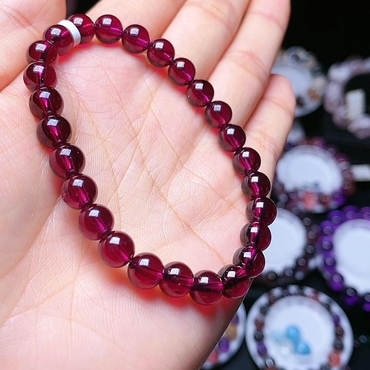 未镶嵌手串石榴石（紫牙乌）