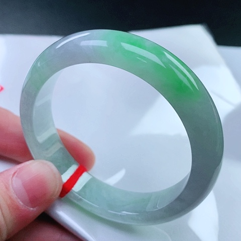 翡翠手镯未镶嵌天然翡翠手镯