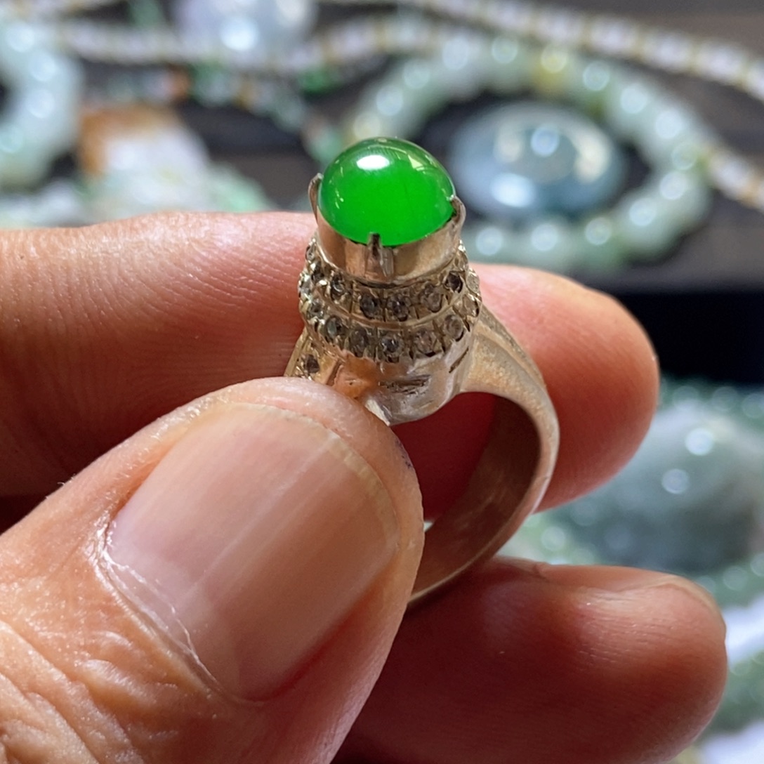 定制翡翠未镶嵌缅甸天然翡翠