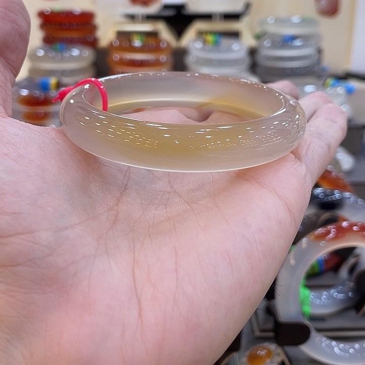 玛瑙/玉髓未镶嵌手镯