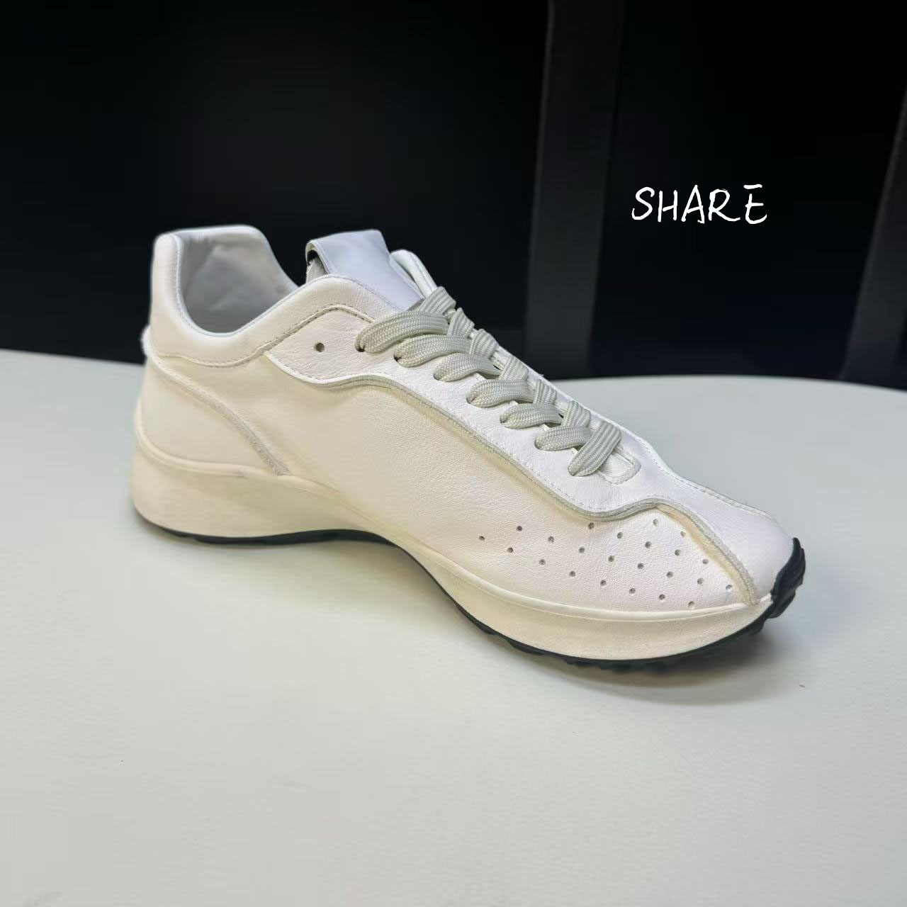 SHARE定制女鞋2025款阿甘小白鞋