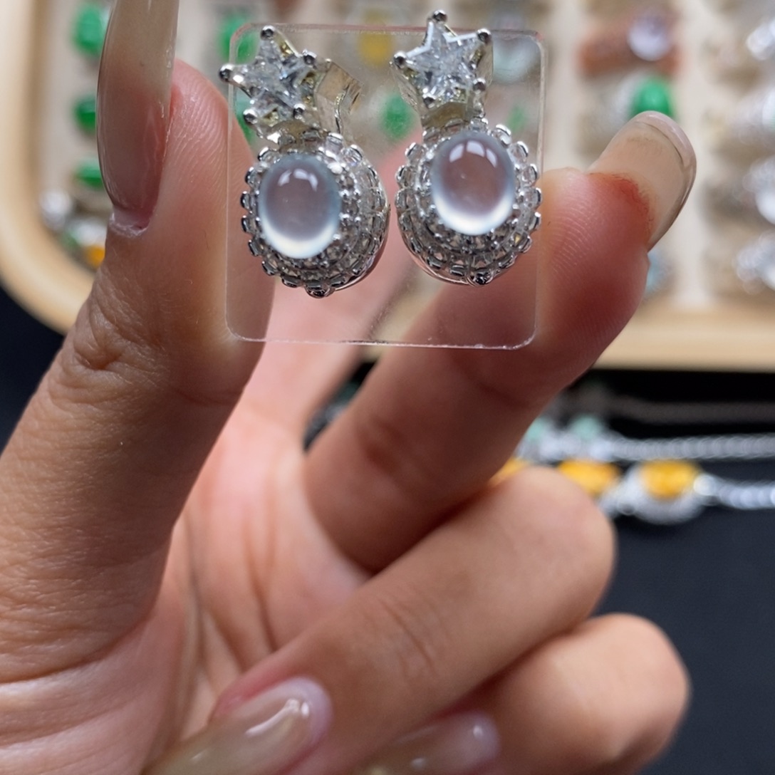 翡翠裸石缅甸天然A货翡翠（内化超干净）