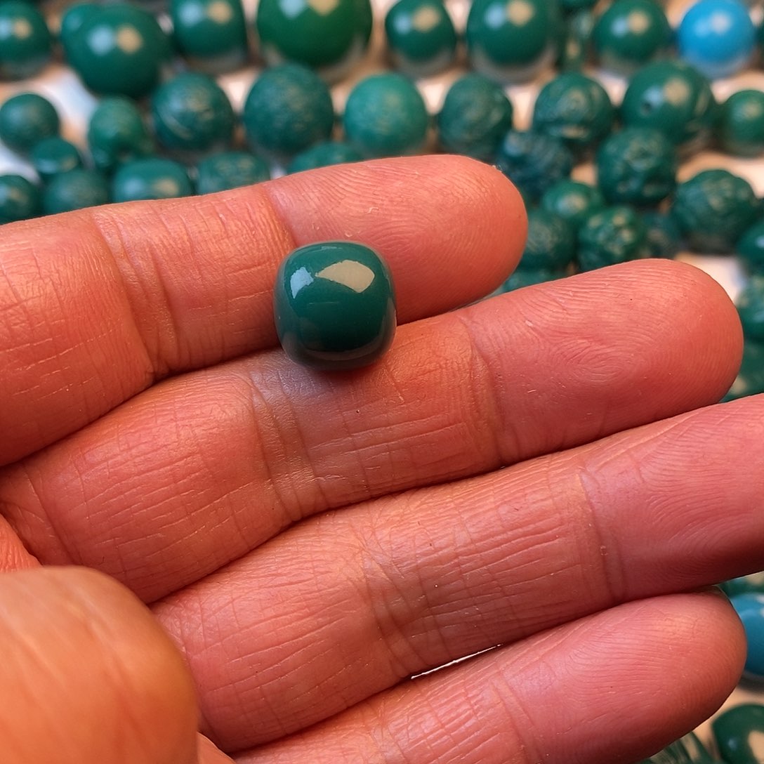 琉璃颈饰舒*111111111111111