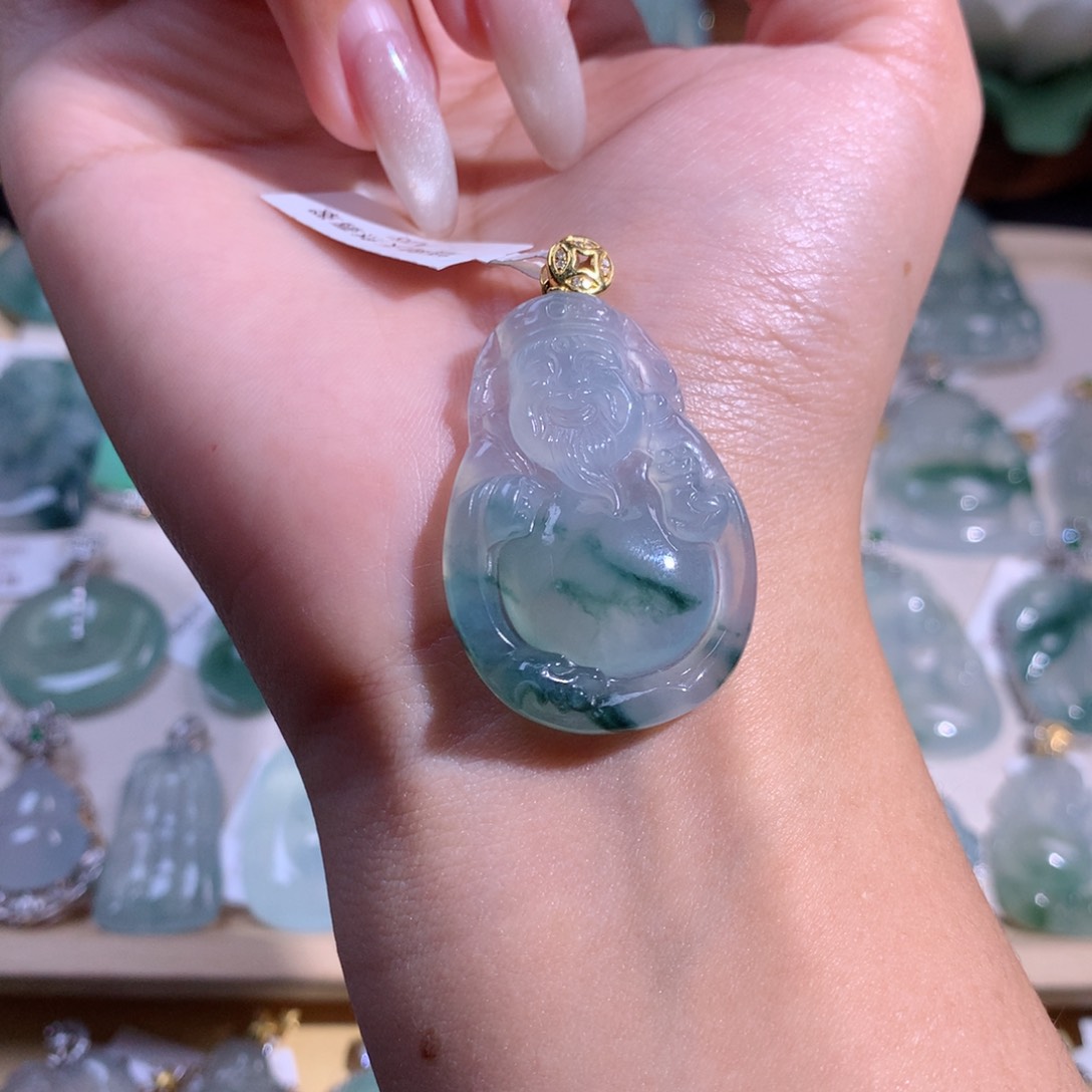 翡翠吊坠(不含链)18K金镶嵌