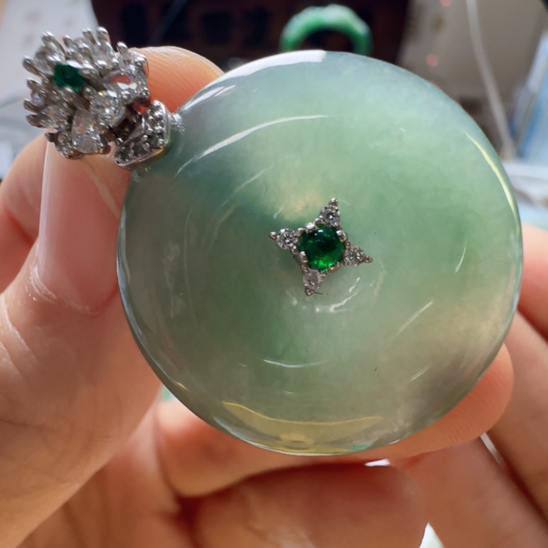 翡翠未镶嵌手镯翡翠150