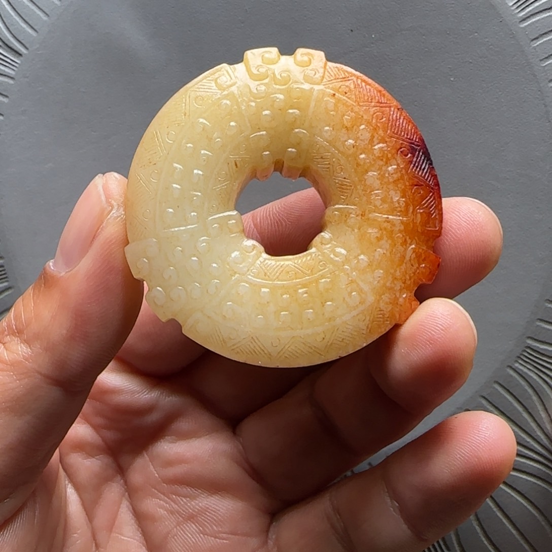 和田玉挂件未镶嵌阳**月