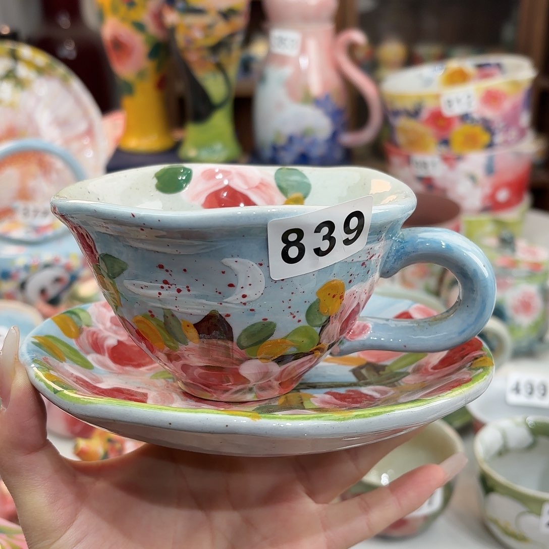 瓷片～****.哈哈哈哈哈哈哈哈哈哈哈哈哈