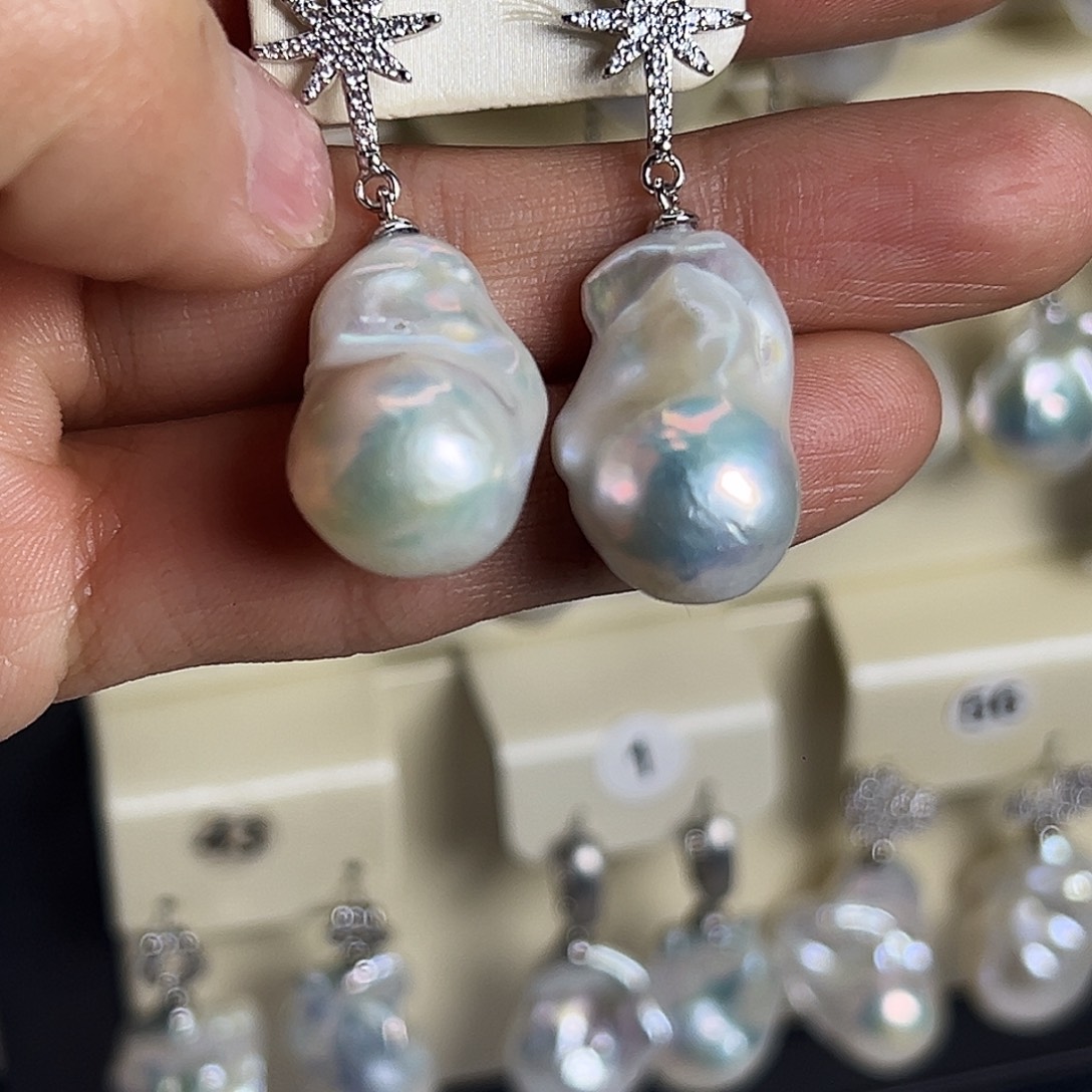 淡水珍珠耳饰未镶嵌