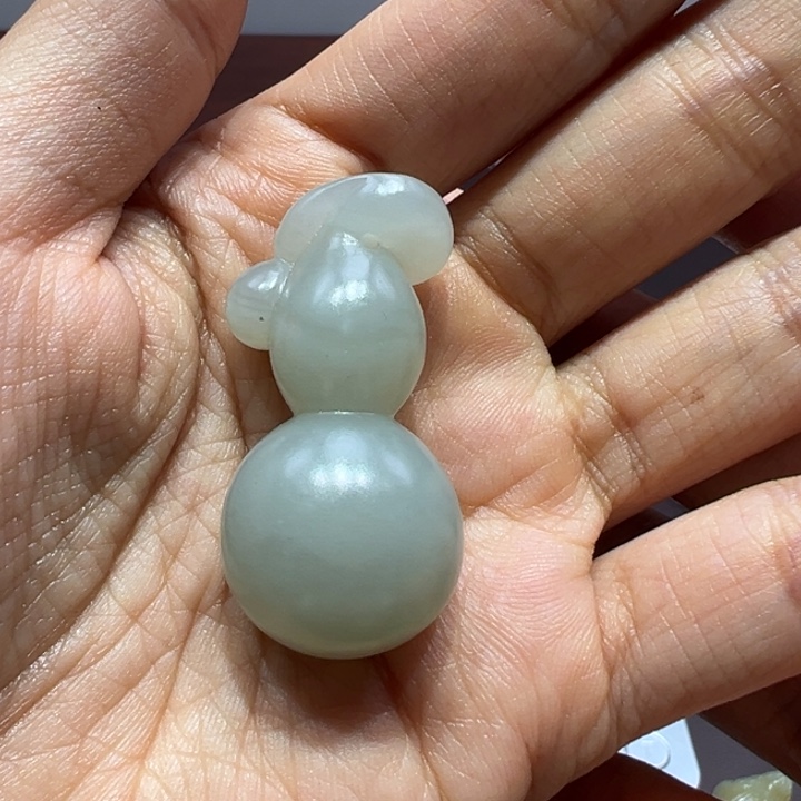 和田玉未镶嵌颈饰且末葫芦