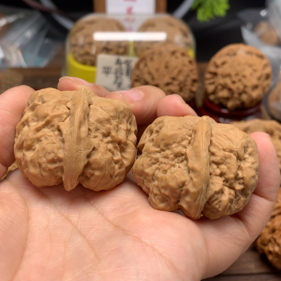 文玩核桃吊坠40一帆风顺