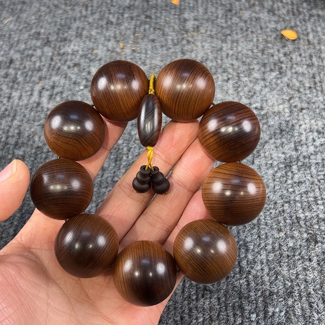 崖柏太行崖柏毕业款崖窝干磨珠，干黑油，奇楠香奶甜香