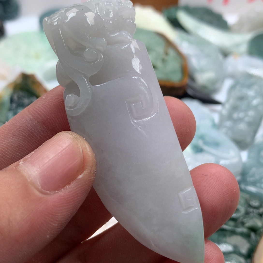 翡翠未镶嵌颈饰保真天然a货翡翠
