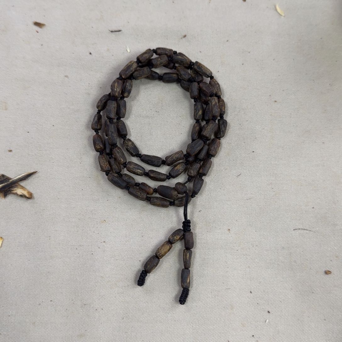 沉香手串绿奇楠沉水多圈留疤约0.4-14多样性发一条