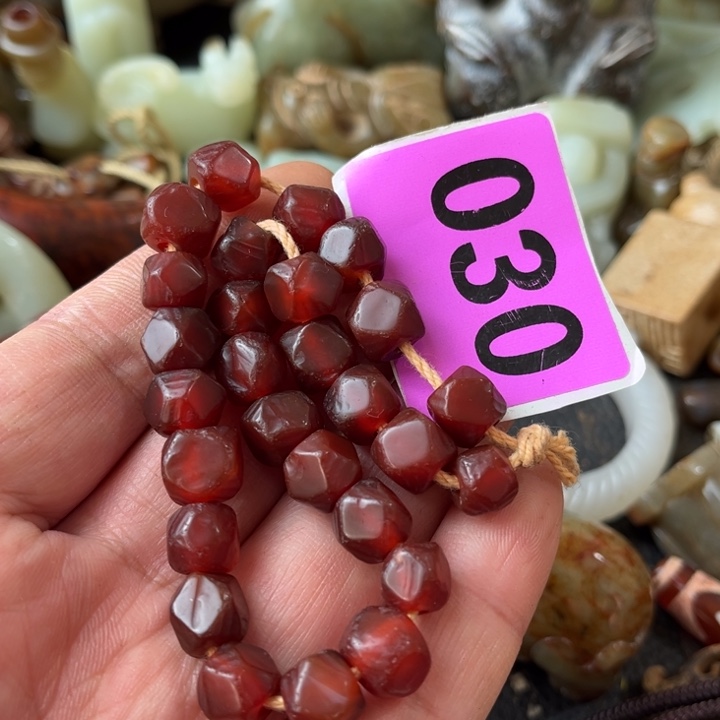 玛瑙/玉髓颈饰合金