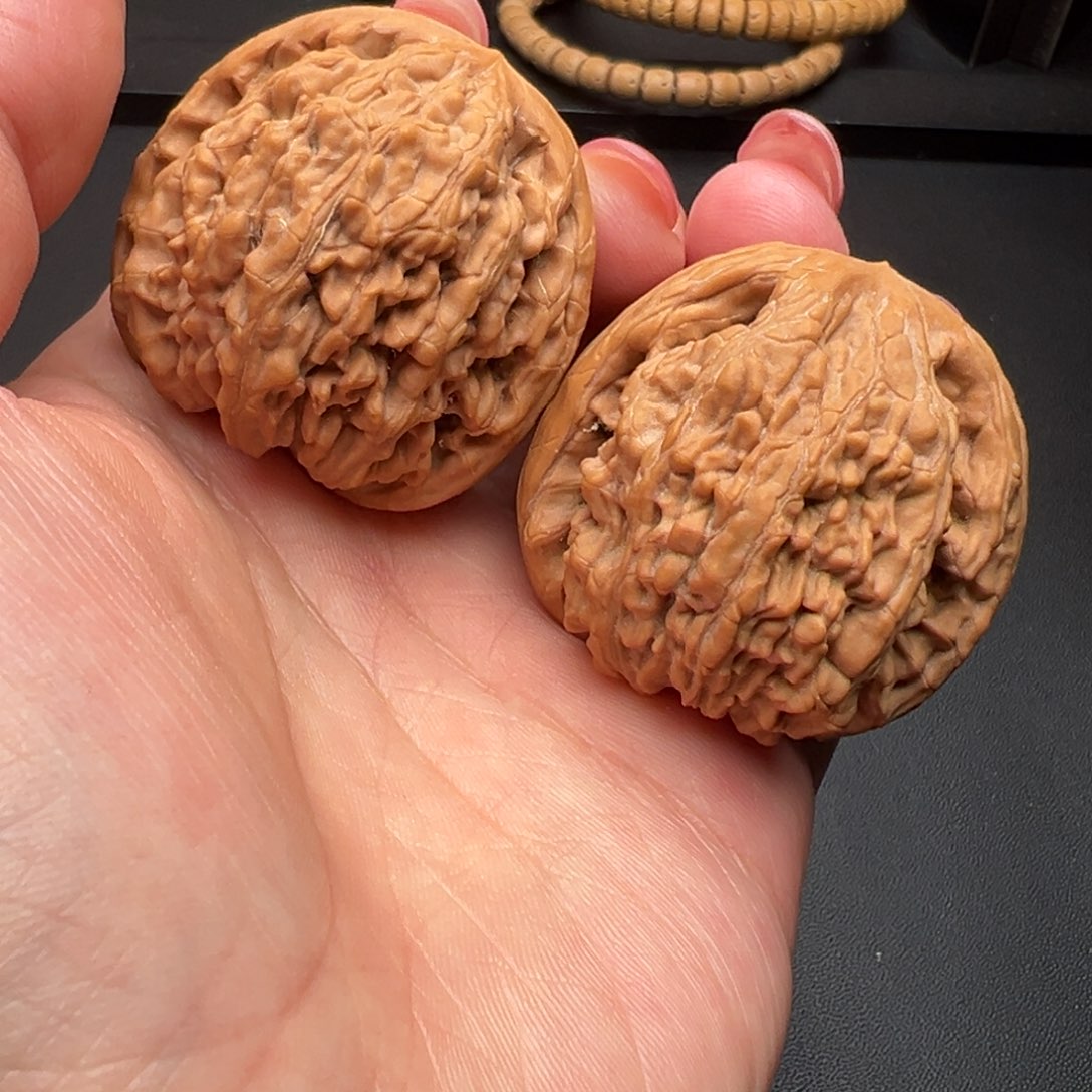 文玩核桃把件虎头王40雅