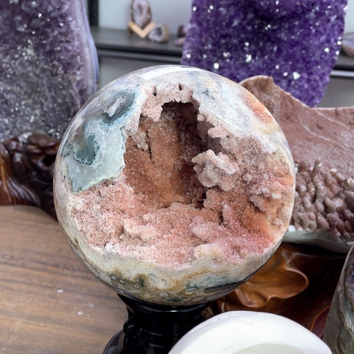 水晶摆件未镶嵌捡漏