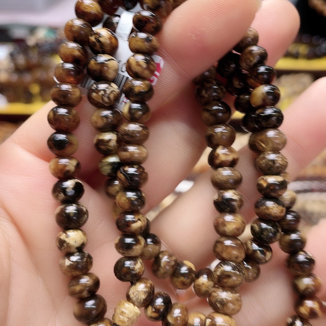 琥珀裸石未镶嵌七10775