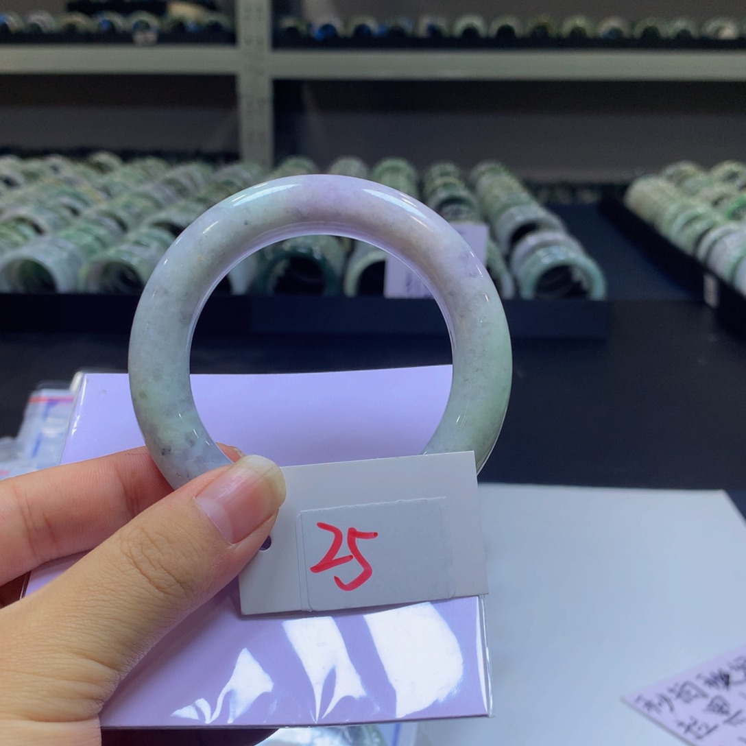 翡翠手镯未镶嵌233566789