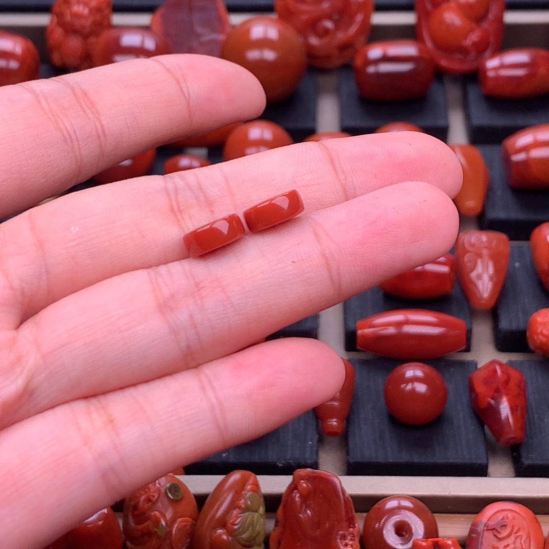 南红玛瑙未镶嵌川料原矿精工